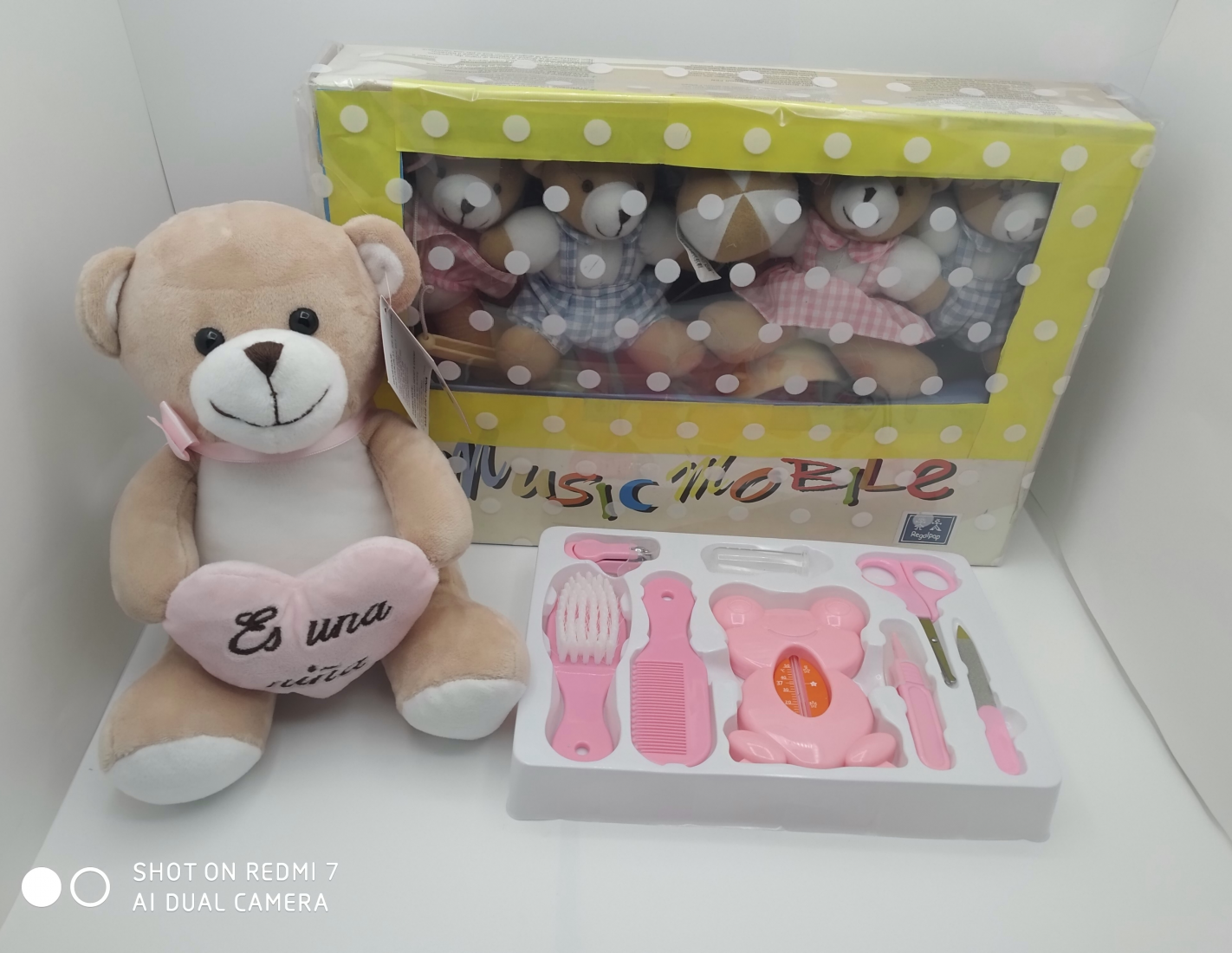 Oeste Ladrillo Desgastado Set regalo bebé musical móvil cuna ositos+peluche osita corazón+caja rosa  utensilios bebé